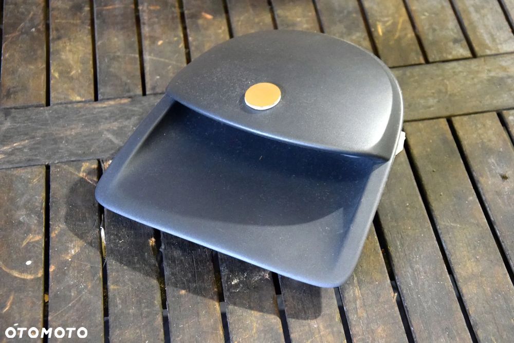 Renault Clio III 3 Wyświetlacz górny centralny radia 8200722451 - 2