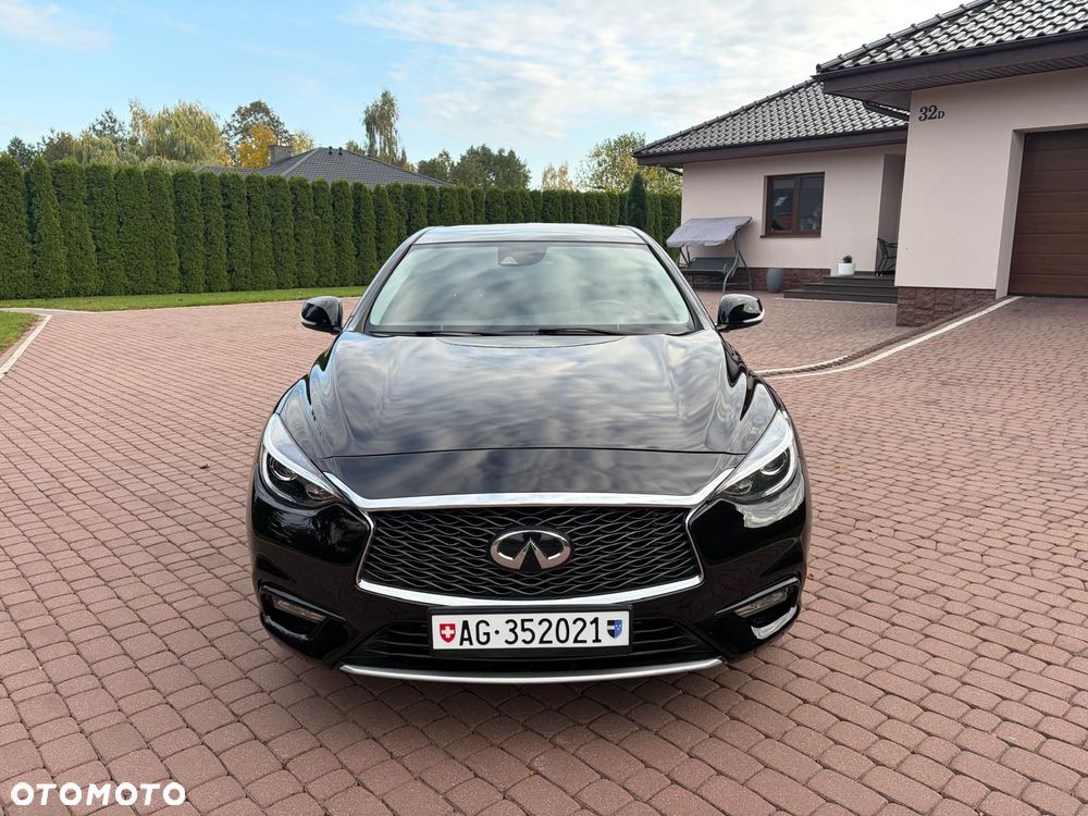 Infiniti Q30 2.2d DCT AWD Sport - 19