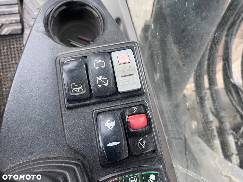 Volvo EC300EL - 36