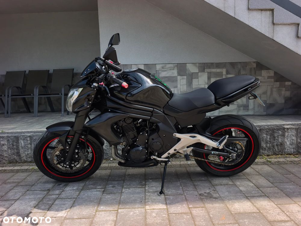 Kawasaki ER - 2