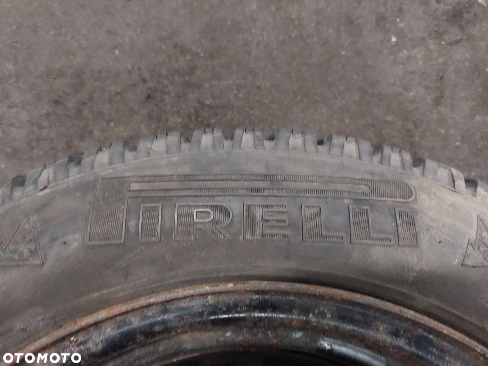 KOŁO FELGA OPONA ZAPAS 4X100 x14 FI54,1 175/60R14 2001R PIRELLI MAZDA - 4