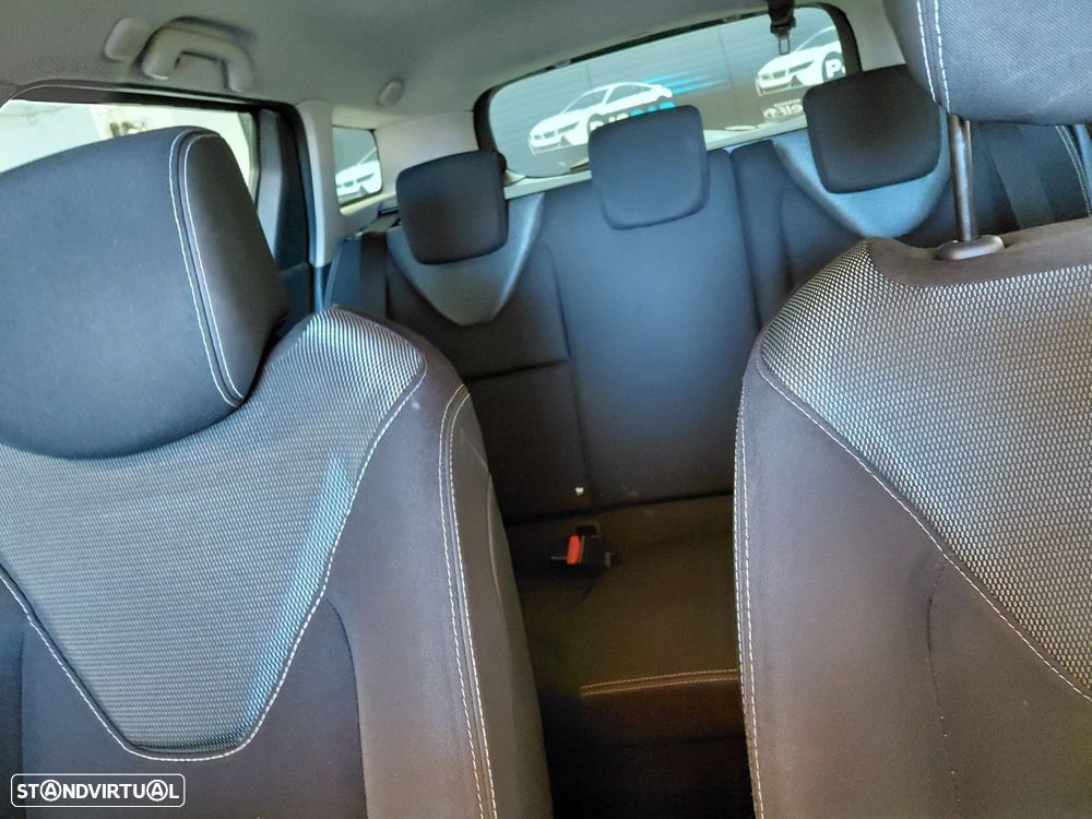 Renault Clio Sport Tourer 1.5 dCi Dynamique S - 19