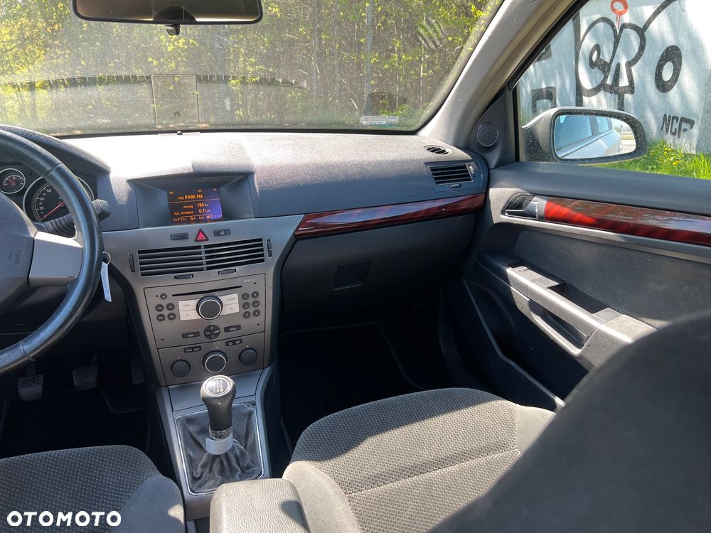 Opel Astra 1.7 CDTI Elegance - 10