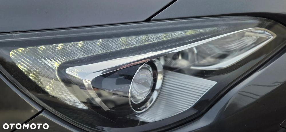 Opel Astra 1.6 Turbo Edition - 23