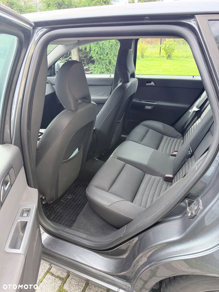 Volvo V50 D3 Kinetic - 9