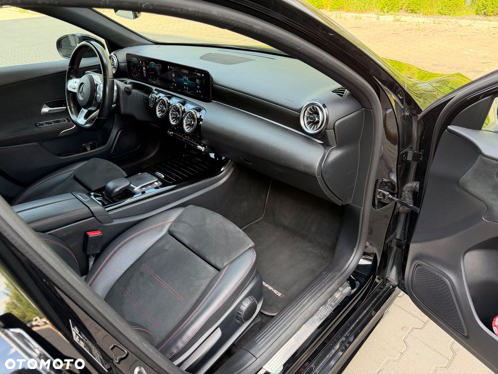 Mercedes-Benz Klasa A ver-200-d-8g--dct-amg-line - 12