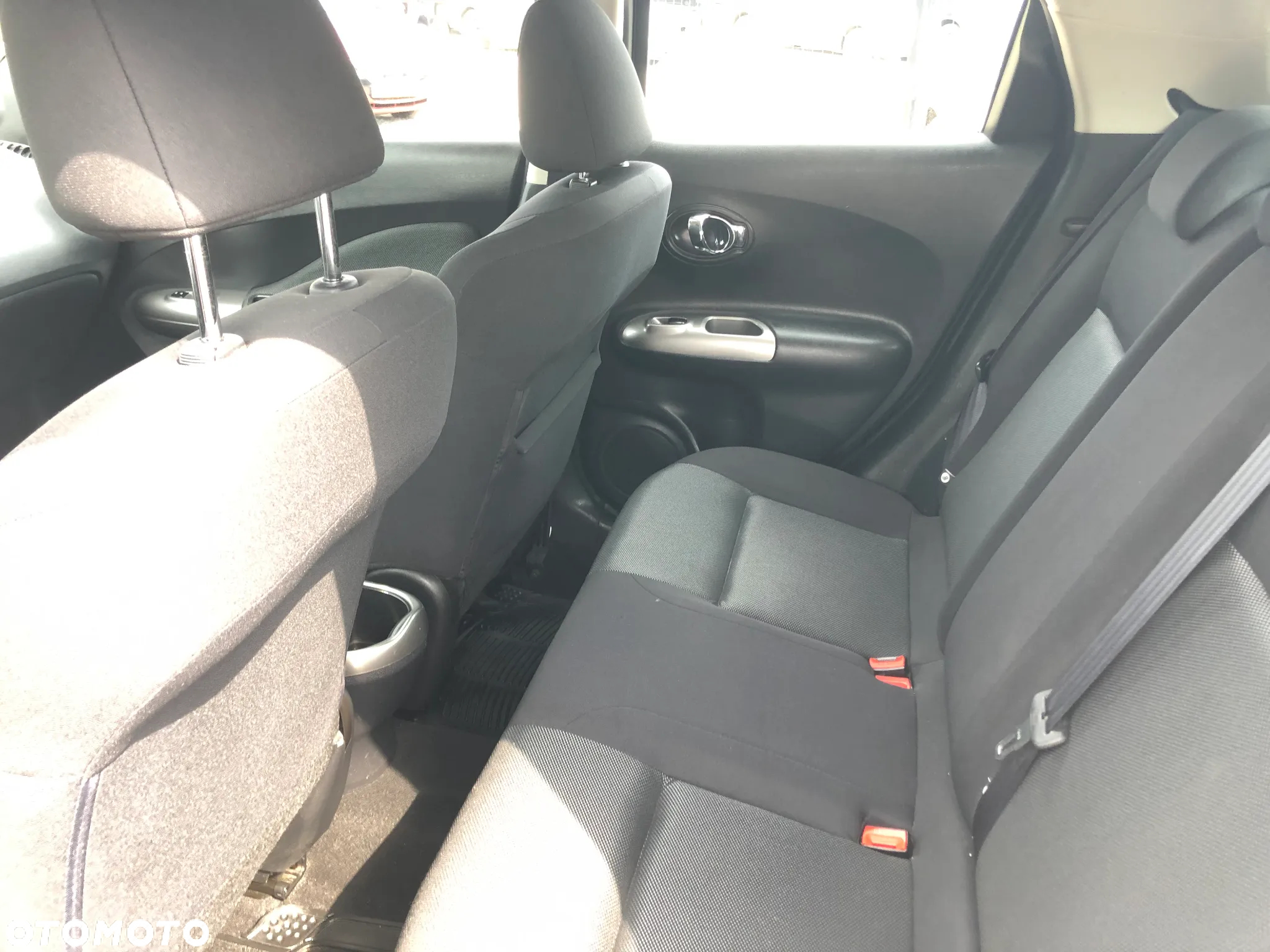Nissan Juke 1.6 Acenta S&S - 37