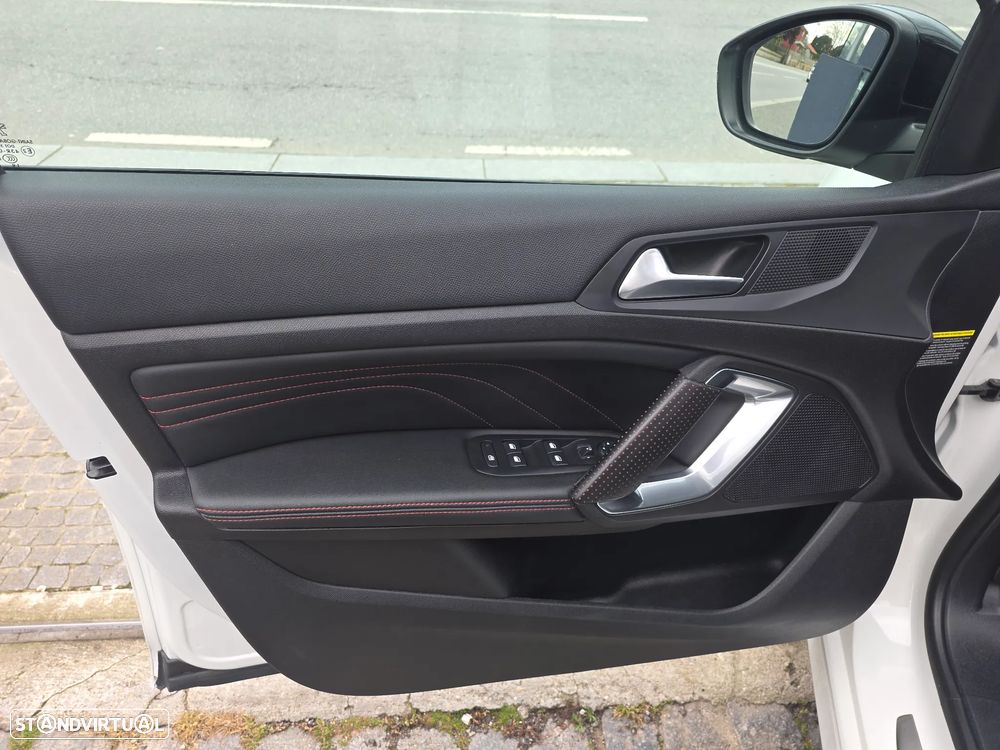 Peugeot 308 SW BlueHDi 130 EAT8 Stop & Start GT Pack - 20