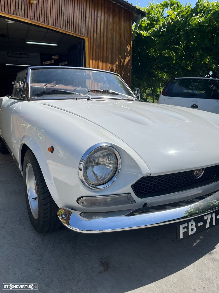 Fiat 124 Spider - 3