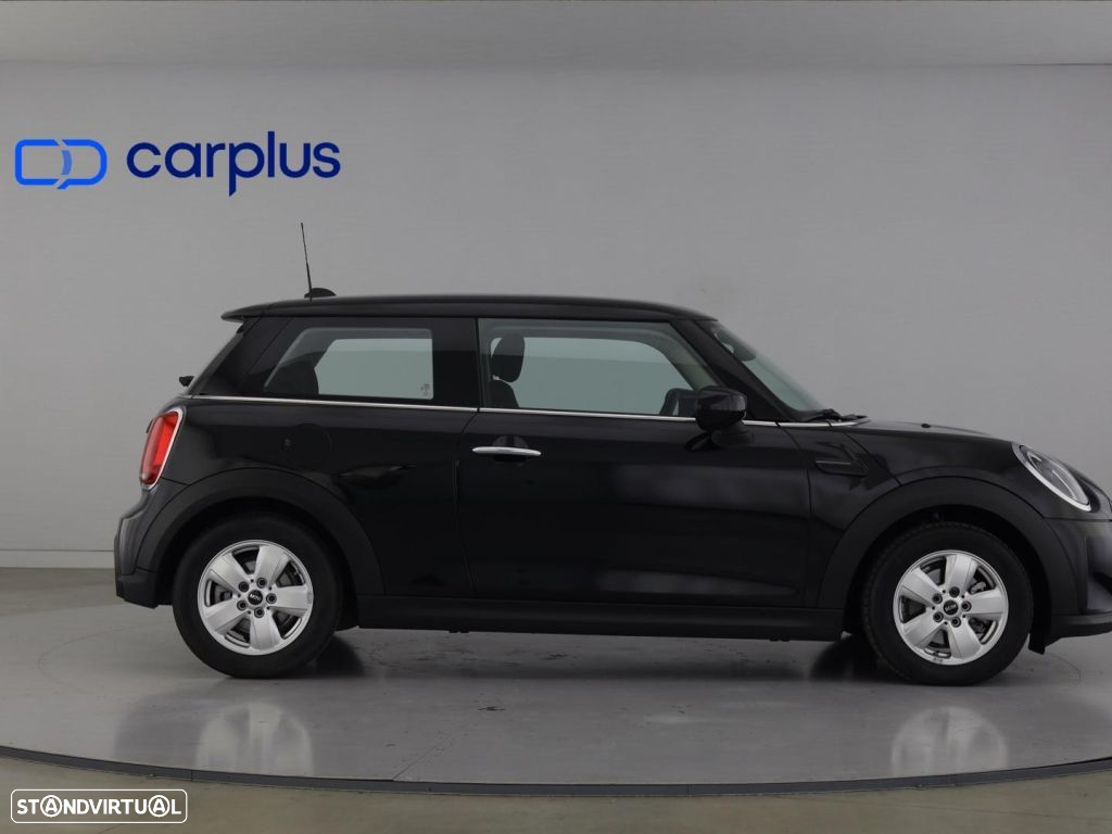 MINI 5 Portas Cooper Premium Essential Auto - 8