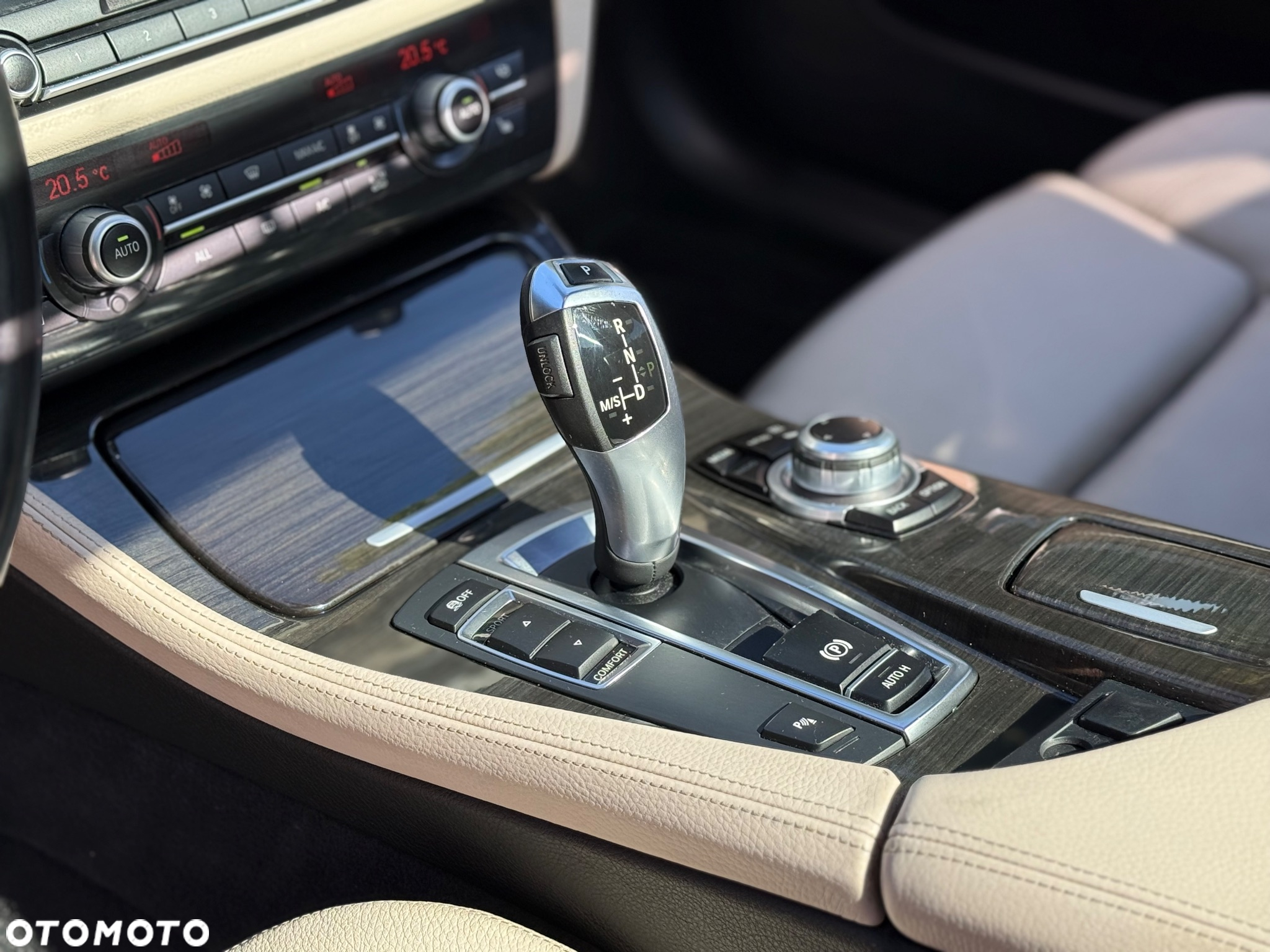 BMW Seria 5 525d Touring Sport-Aut - 19