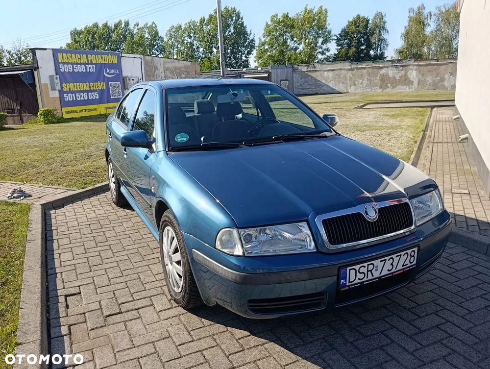 Skoda Octavia 1.8T Elegance - 1