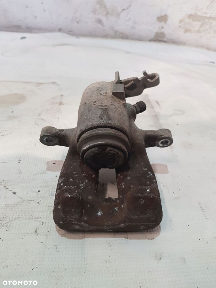 zacisk hamulcowy prawy tył vw skoda audi a3 8p eur 08r 2.0 tfsi - 6