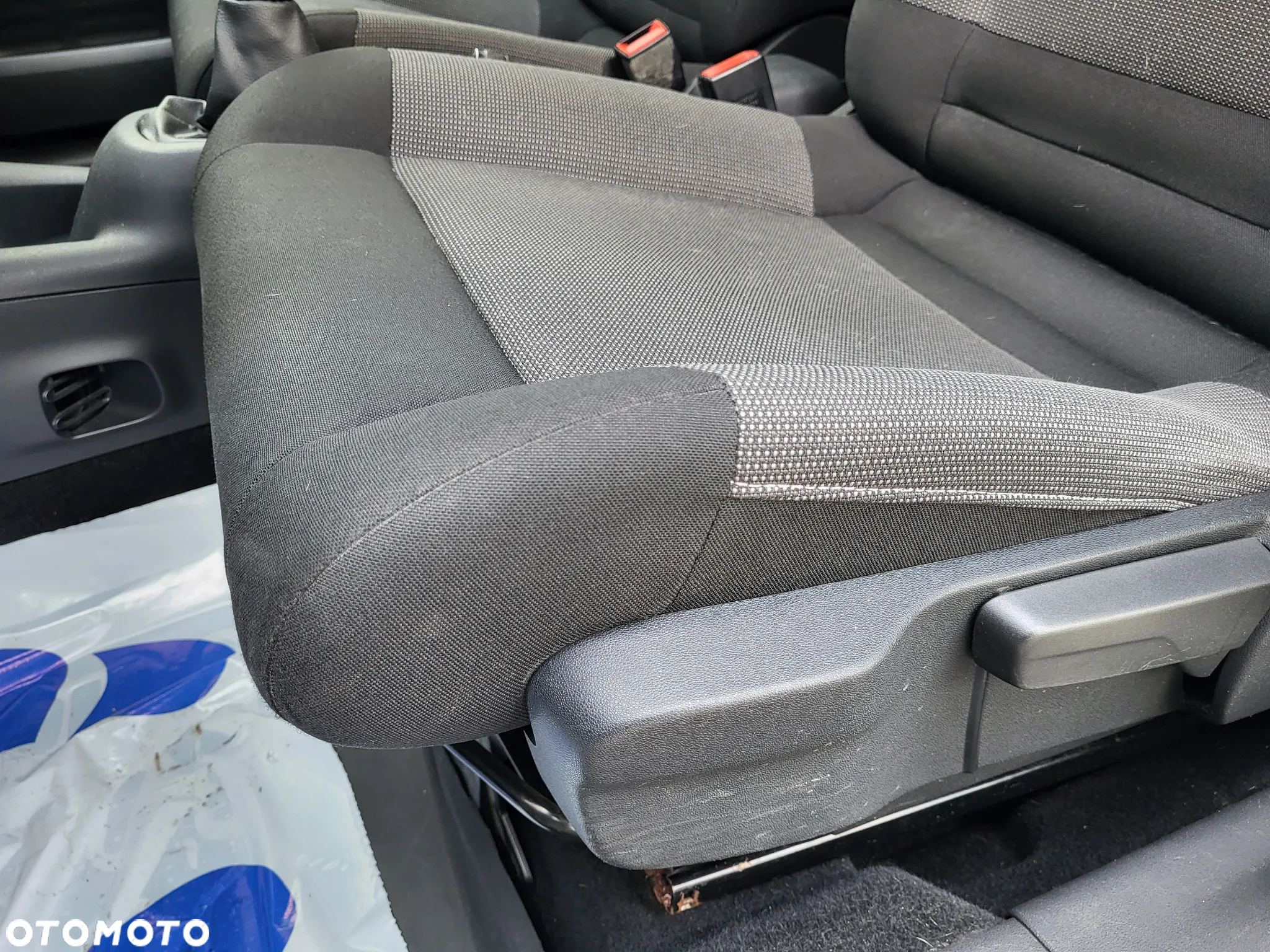 Citroën C4 Cactus 1.2 PureTech MoreLife - 6