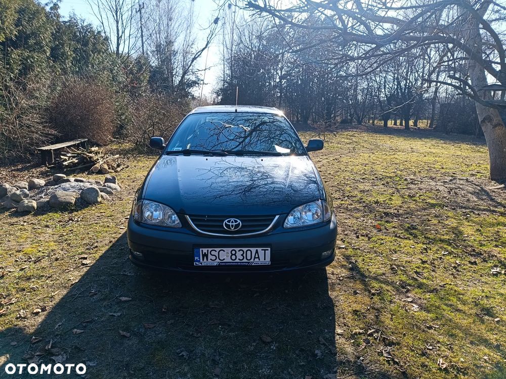 Toyota Avensis 2.0 VVT-i Sol - 4