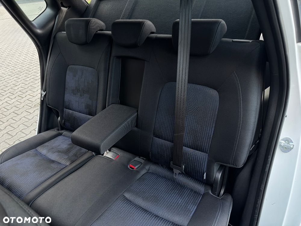Hyundai ix20 - 24