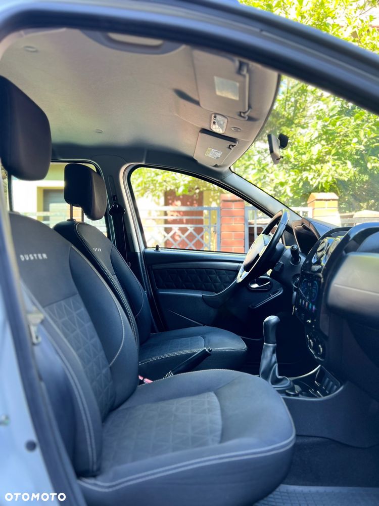 Dacia Duster 1.6 16V 4x2 Prestige - 32