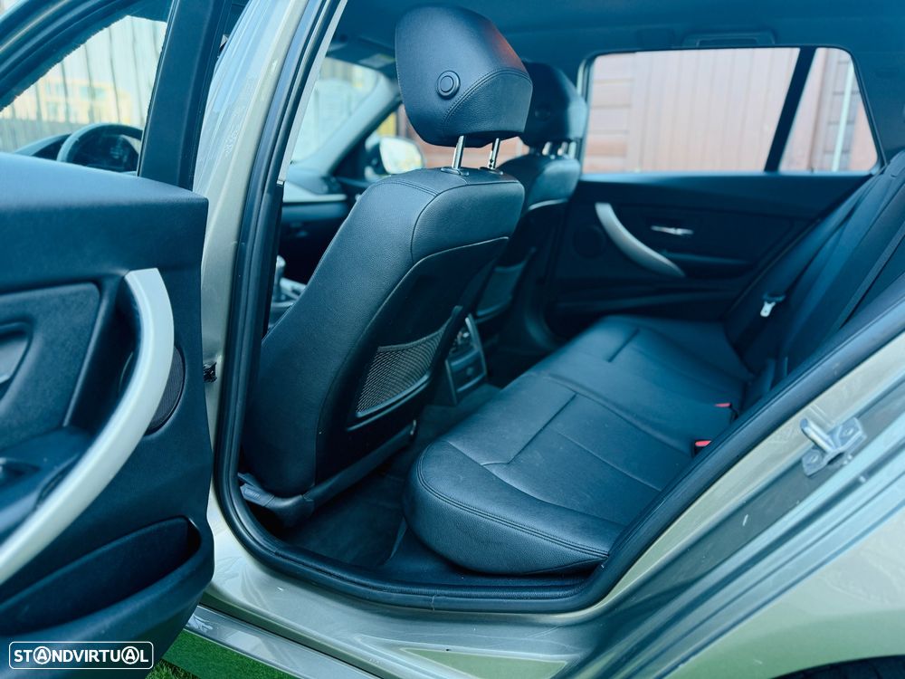 BMW 316 d Touring Advantage - 12