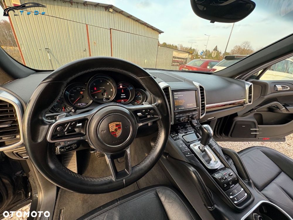 Porsche Cayenne Diesel Platinum Edition - 25