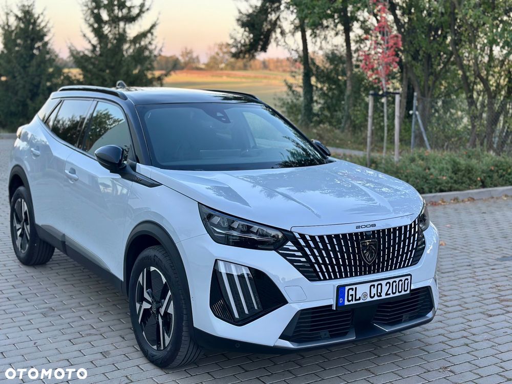 Peugeot 2008 PureTech 130 EAT8 GT Exclusive - 2