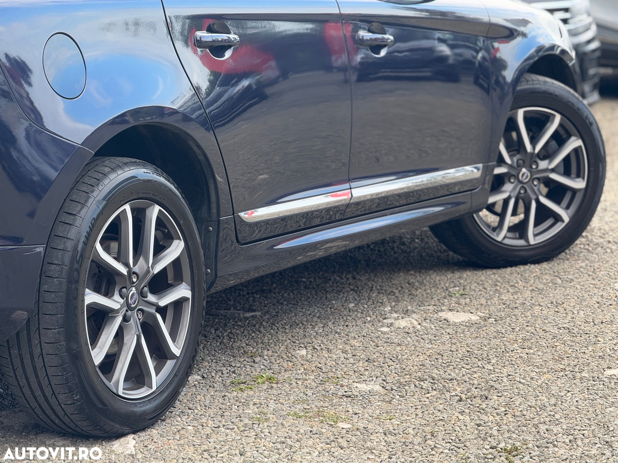 Volvo XC 60 D5 AWD Geartronic Summum - 19