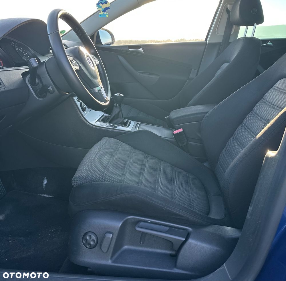 Volkswagen Passat 1.8 TSI Individual - 11