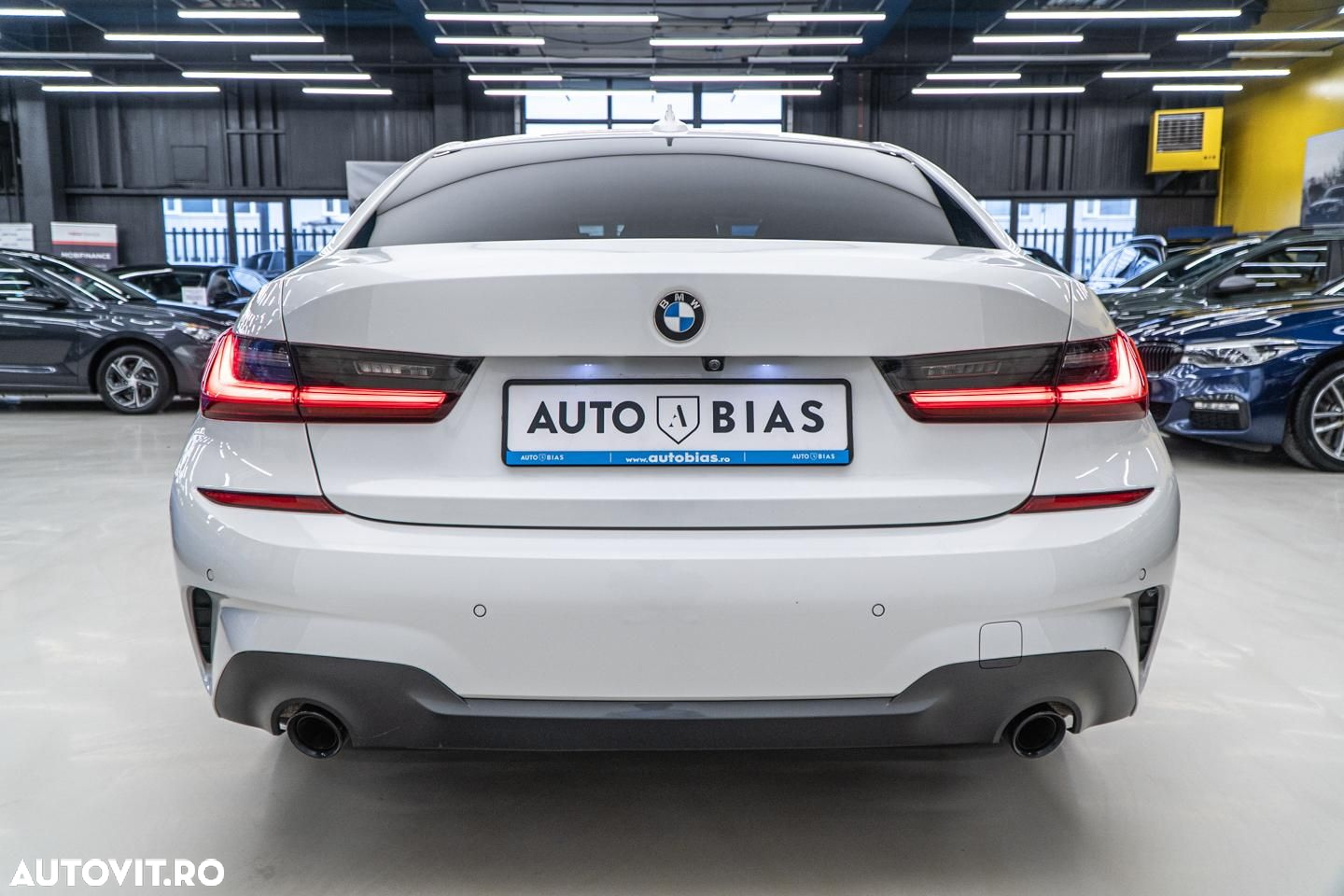 BMW Seria 3 320d xDrive AT M Sport - 25