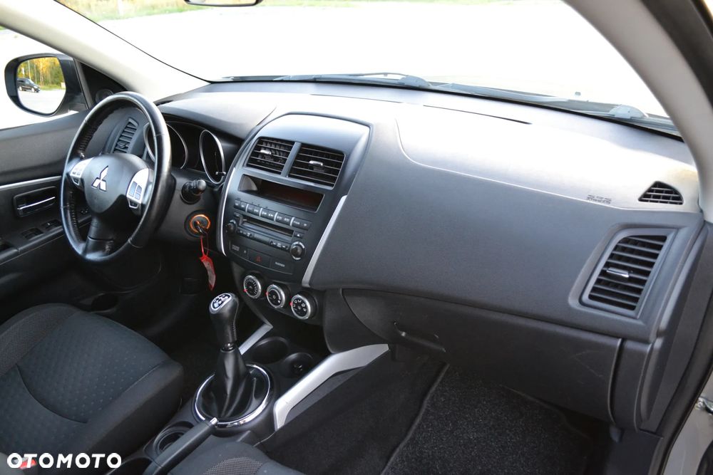 Mitsubishi ASX - 21