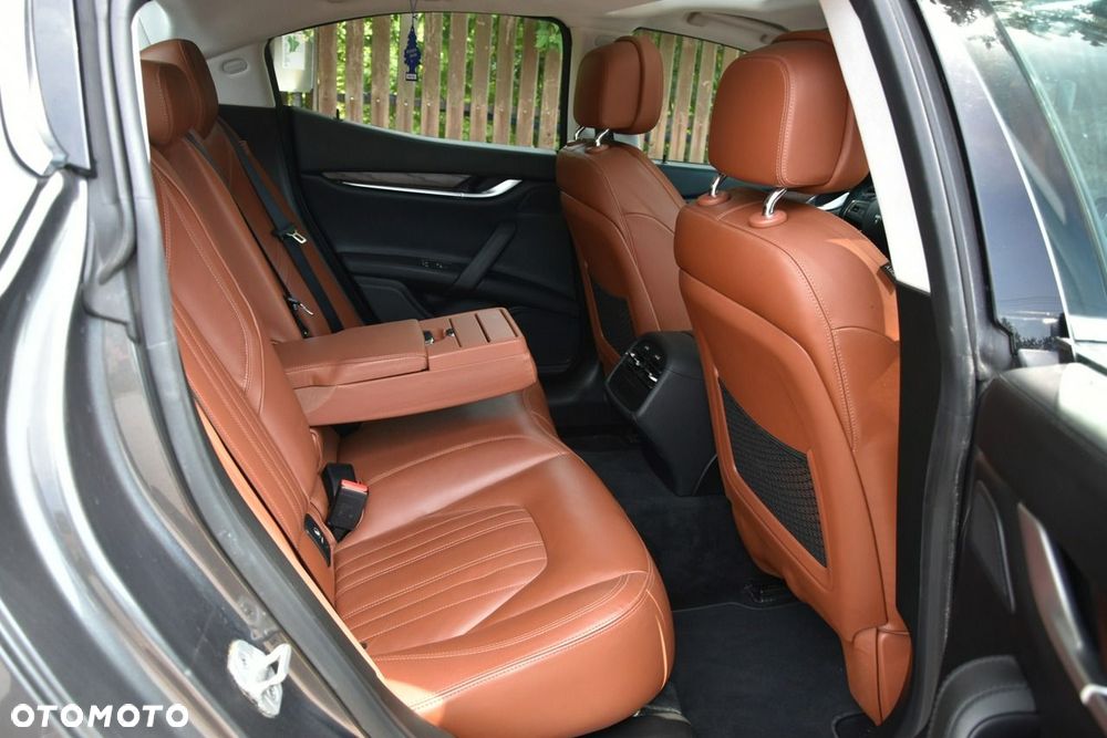 Maserati Ghibli Standard - 13