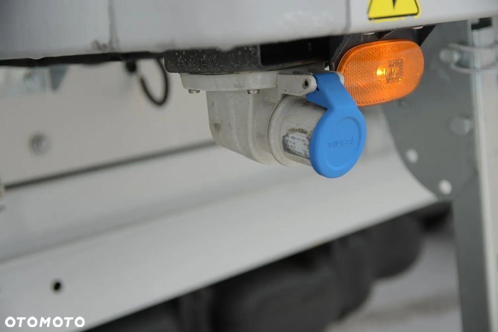 Mercedes-Benz SPRINTER 519 3.0 CDI 190KM * CHŁODNIA / MROŹNIA CARRIER XARIOS 350 * 230V * - 23