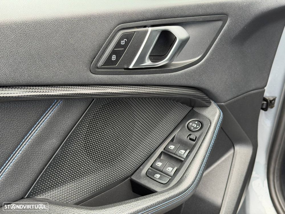 BMW 116 d Pack Desportivo M Auto - 12