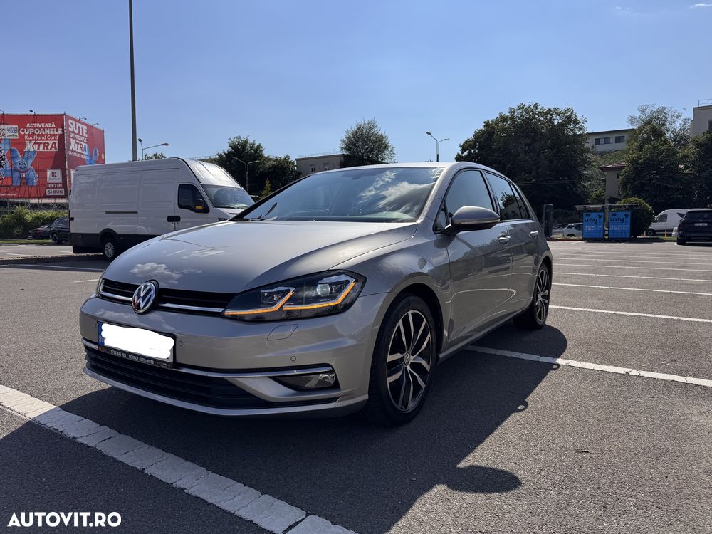 Volkswagen Golf - 12