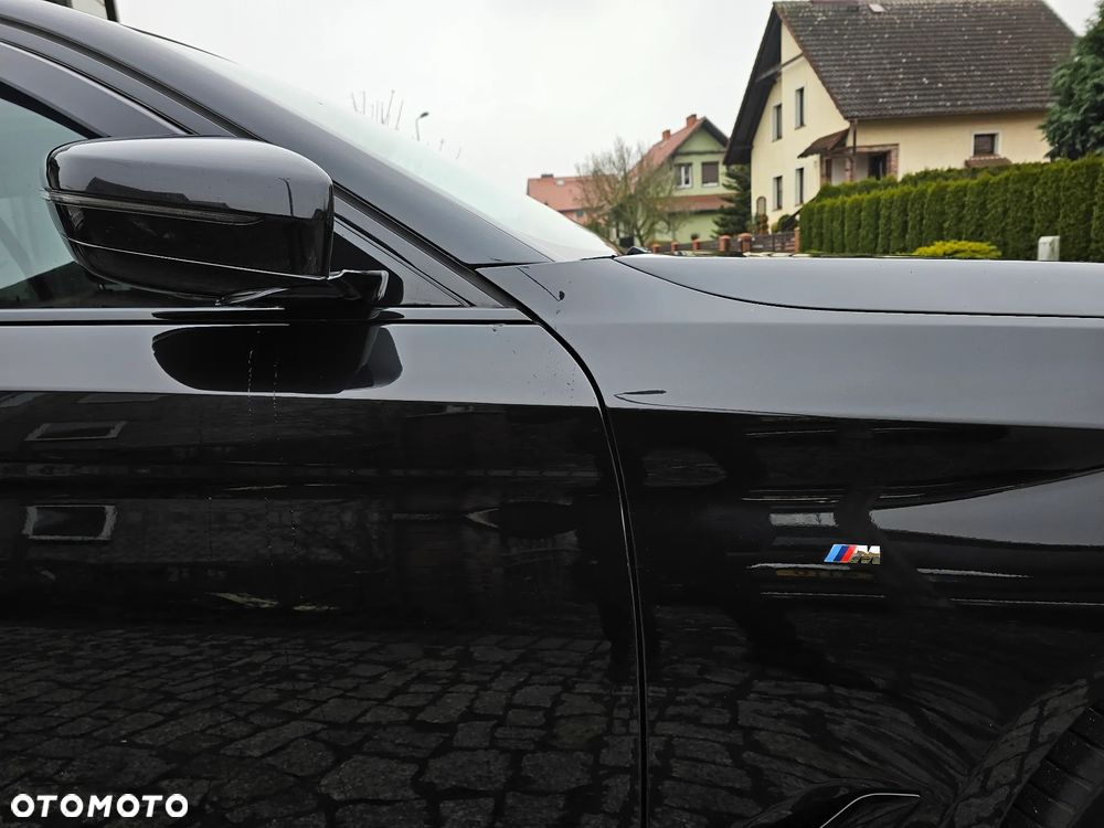 BMW Seria 5 520d M Sport - 28