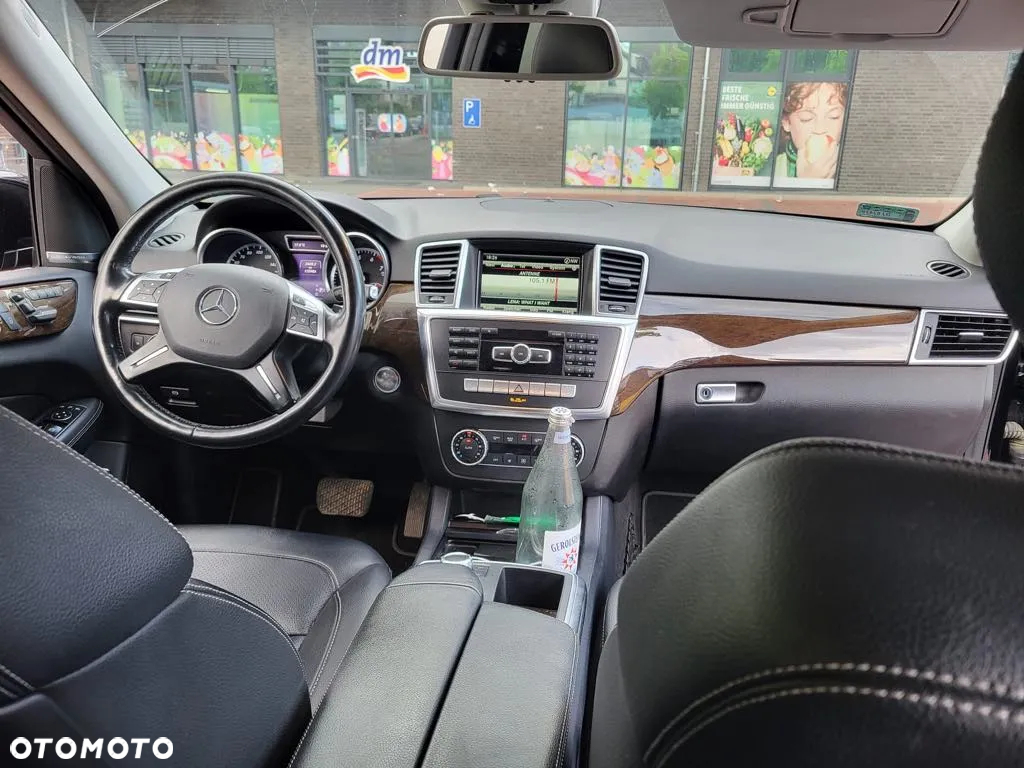 Mercedes-Benz ML 350 4MATIC (BlueEFFICIENCY) 7G-TRONIC - 10