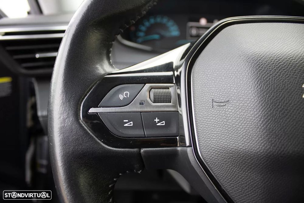 Peugeot e-2008 50 kWh Allure Pack - 34