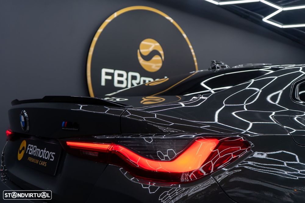 BMW M4 Competition xDrive - 15