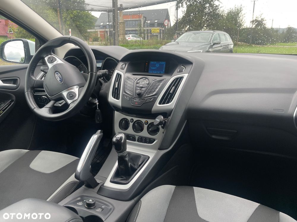 Ford Focus 1.0 EcoBoost Start-Stopp-System SYNC Edition - 16