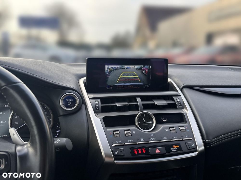 Lexus NX 300h Elegance AWD - 10