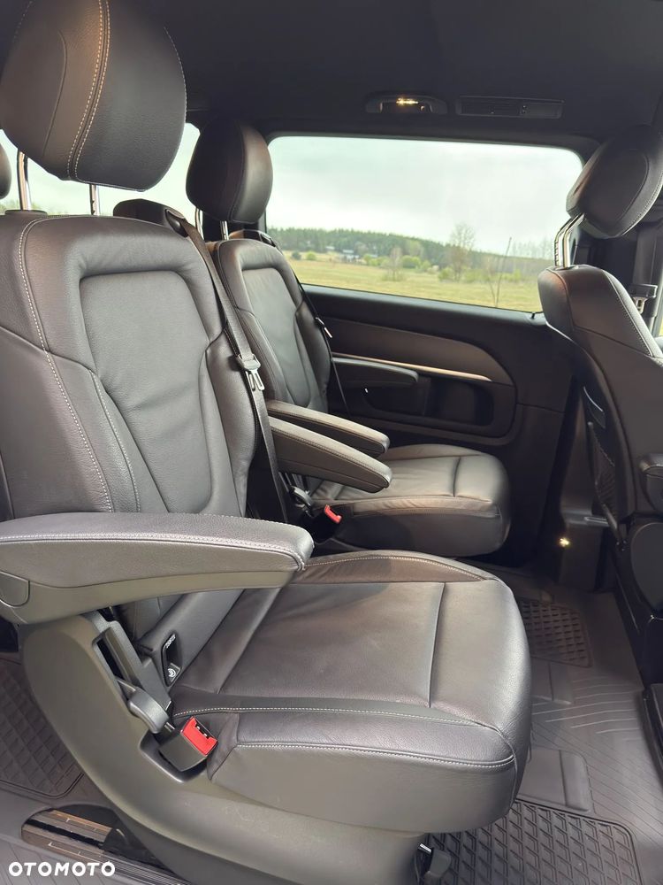 Mercedes-Benz Klasa V 300 d kompakt 4Matic 9G-TRONIC Style - 34