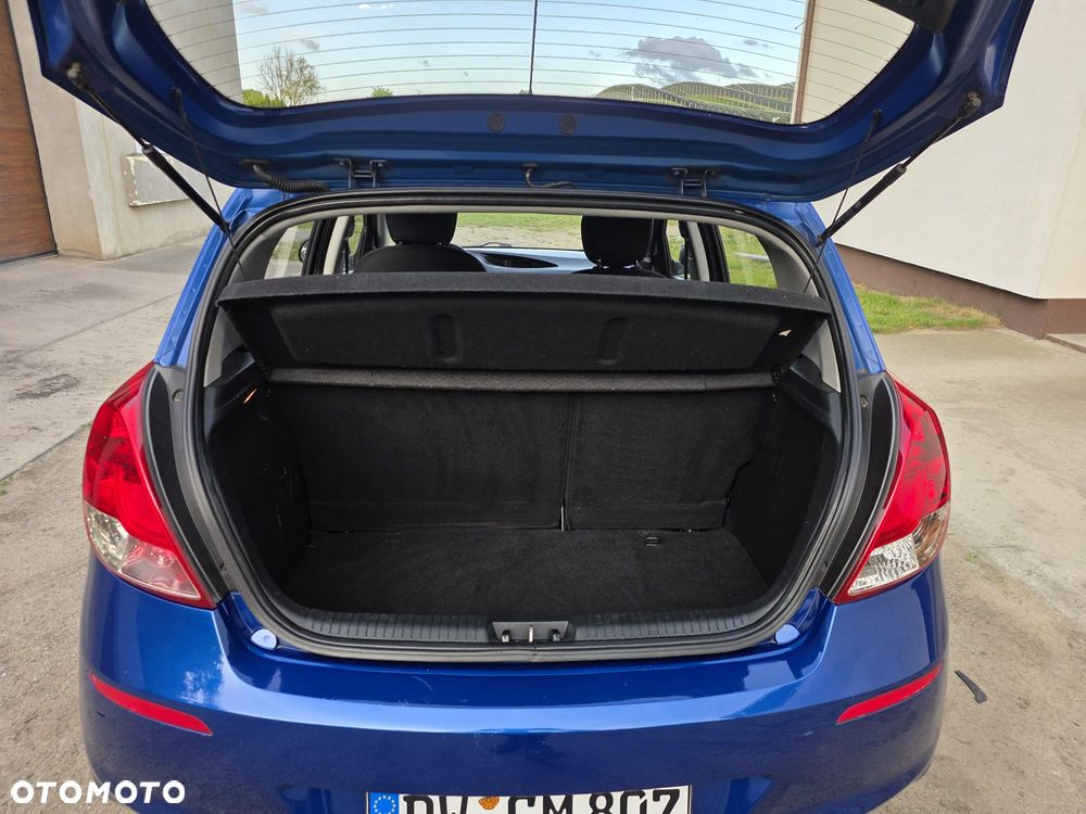 Hyundai i20 1.2 Classic - 11