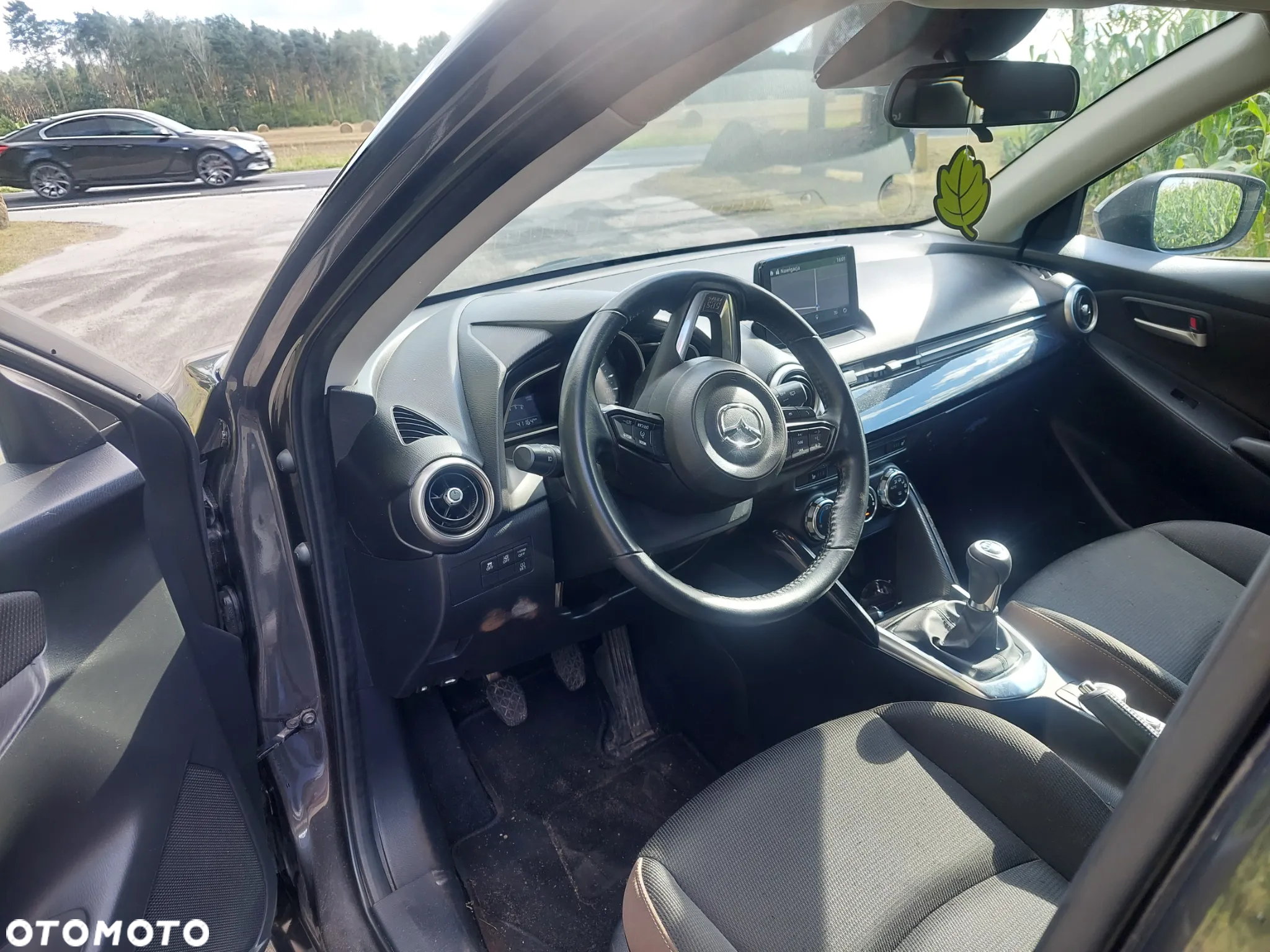 Mazda 2 SKYACTIV-G 90 Homura - 3