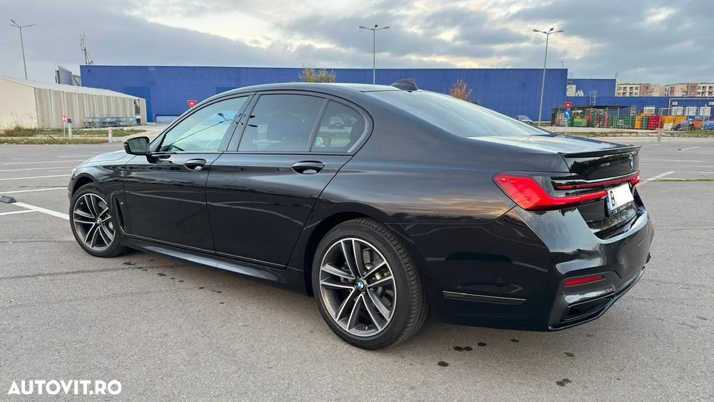 BMW Seria 7 730d xDrive MHEV - 4