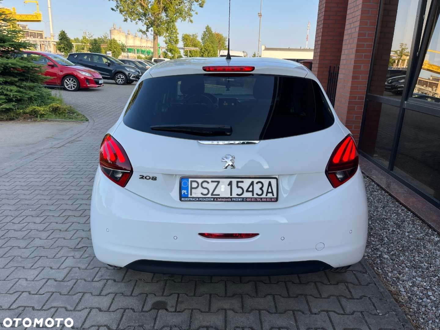 Peugeot 208 Blue-HDi 100 Stop&Start Style - 6