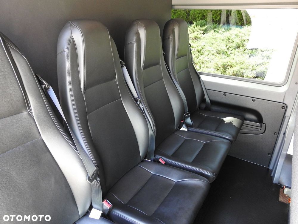 Peugeot BOXER FURGON BRYGADÓWKA  7 MIEJSC KLIMATYZACJA  120KM - 37