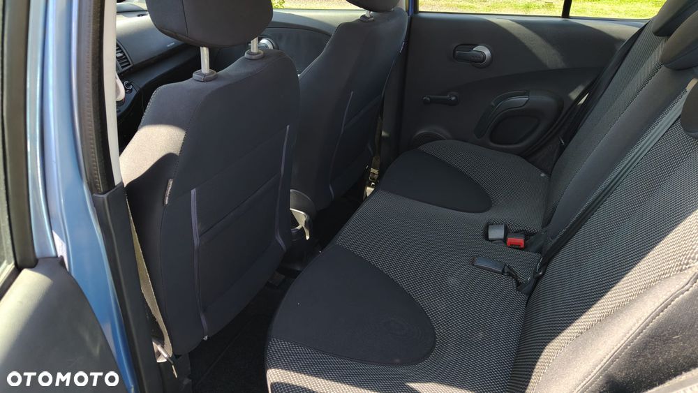 Nissan Micra - 11