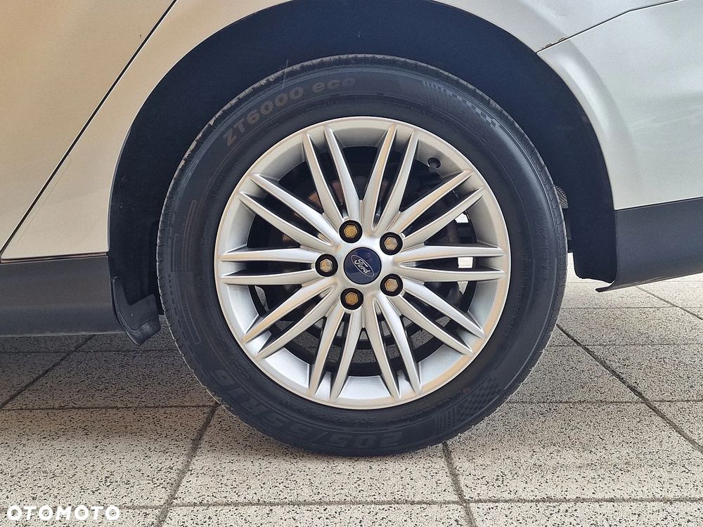 Ford Focus - 19