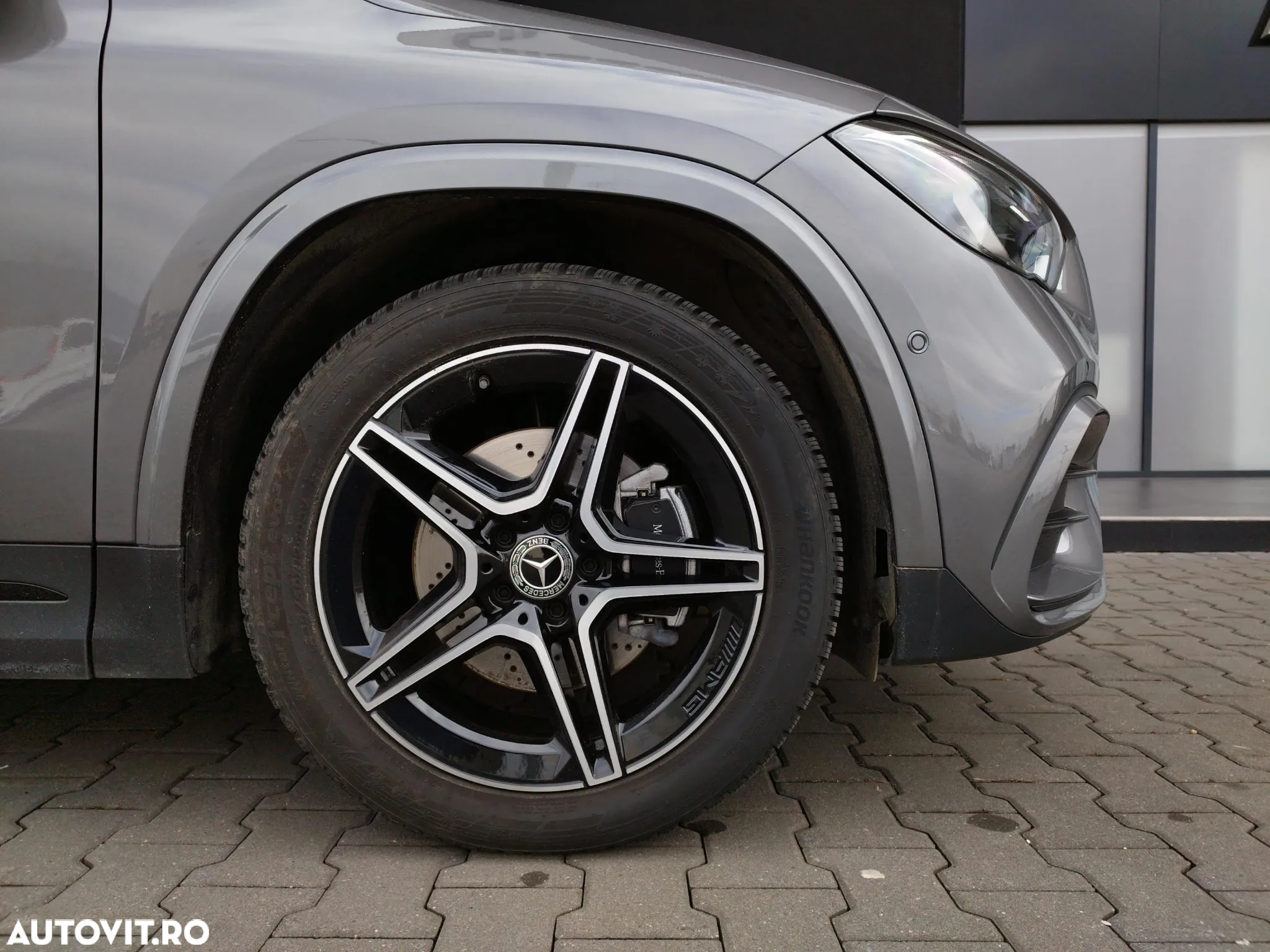 Mercedes-Benz GLA 200 d 4Matic 8G-DCT - 6