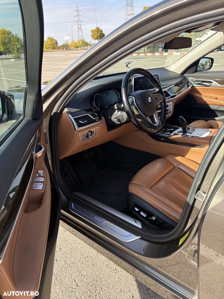 BMW Seria 7 730d - 15