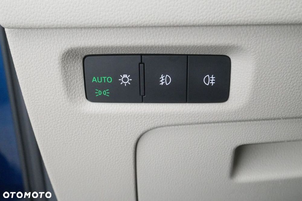 Skoda Octavia 2.0 TDI Style DSG - 24