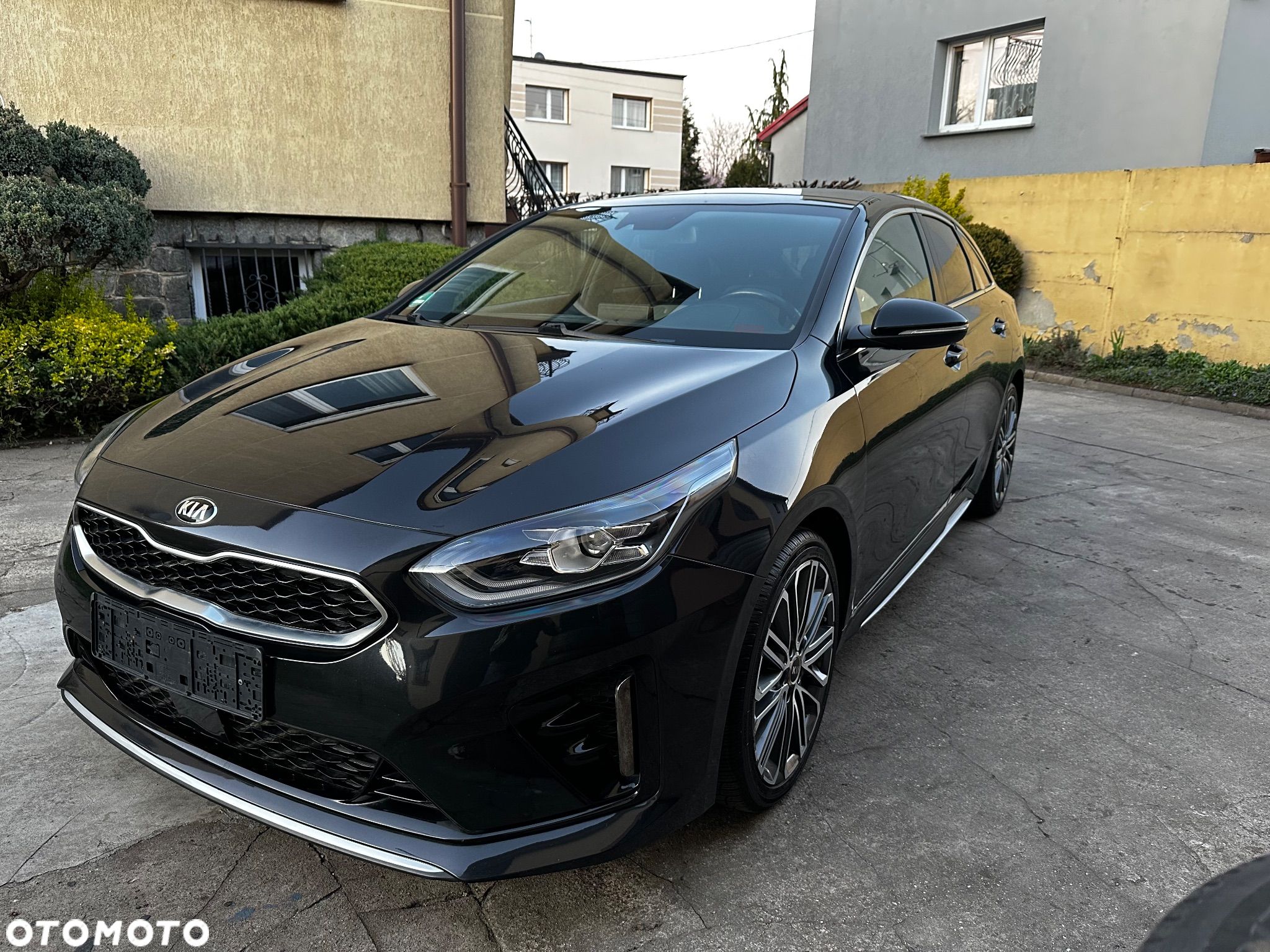 Kia ProCeed 1.4 T-GDI DCT7 OPF GT LINE - 1